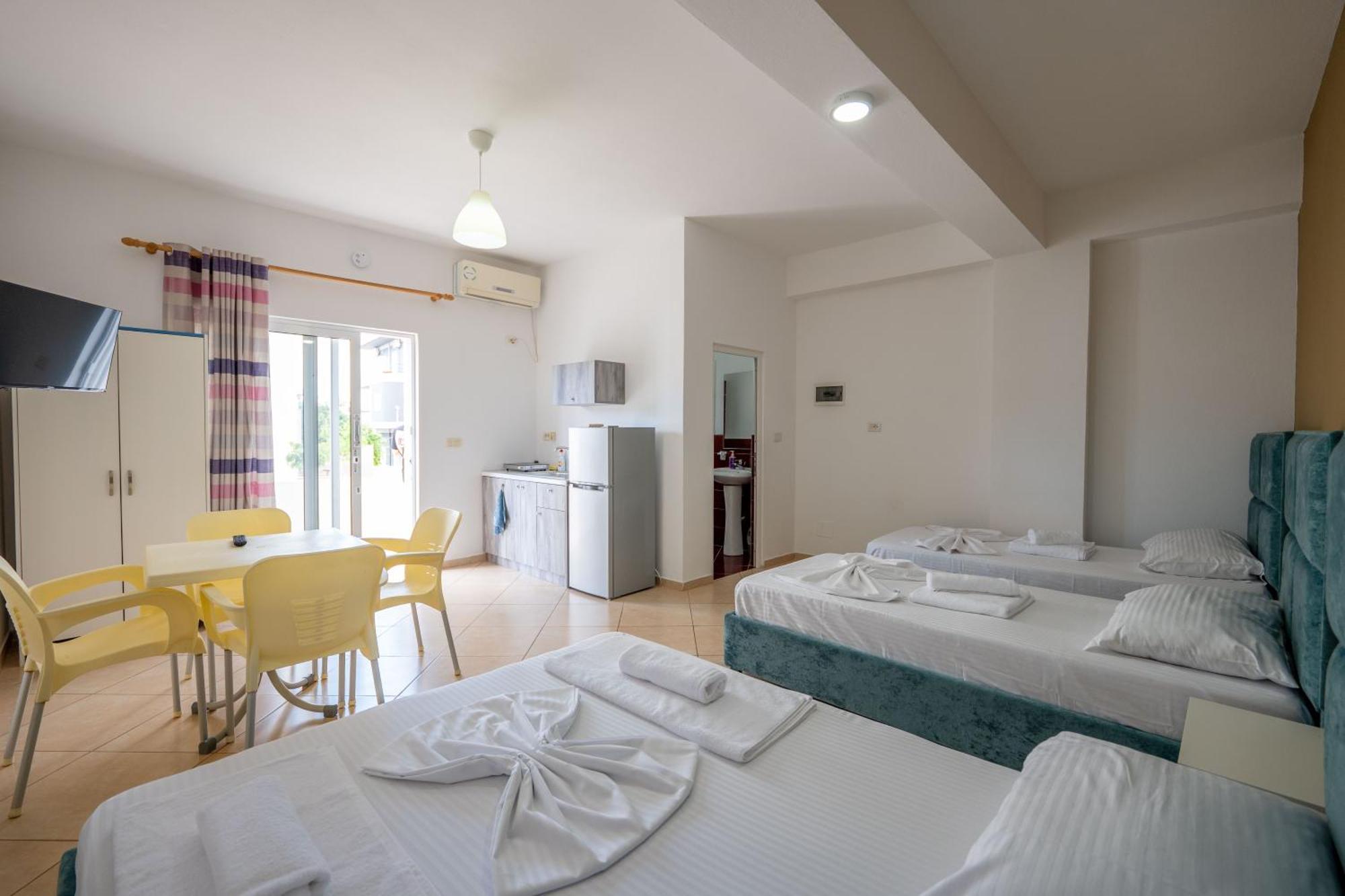 Central Garden Residence Sofia - Free Parking Ksamil Eksteriør bilde